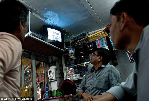 Shopkeepers let the customers watch the match from the shop indefinitely